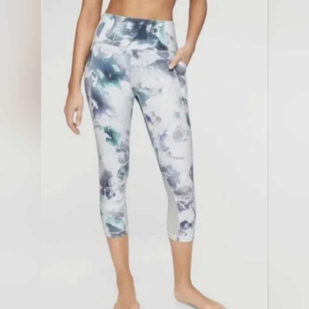 Athleta NWOT Floral Mudra Cropped Leggings in‎ Size XS